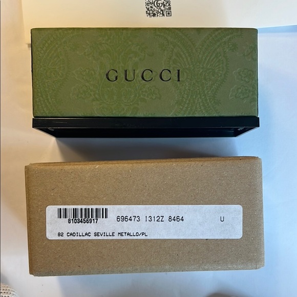 🙌 NWT Gucci x Hot Wheels Cadillac Seville Die-Cast Model Collectible - Picture 13 of 15